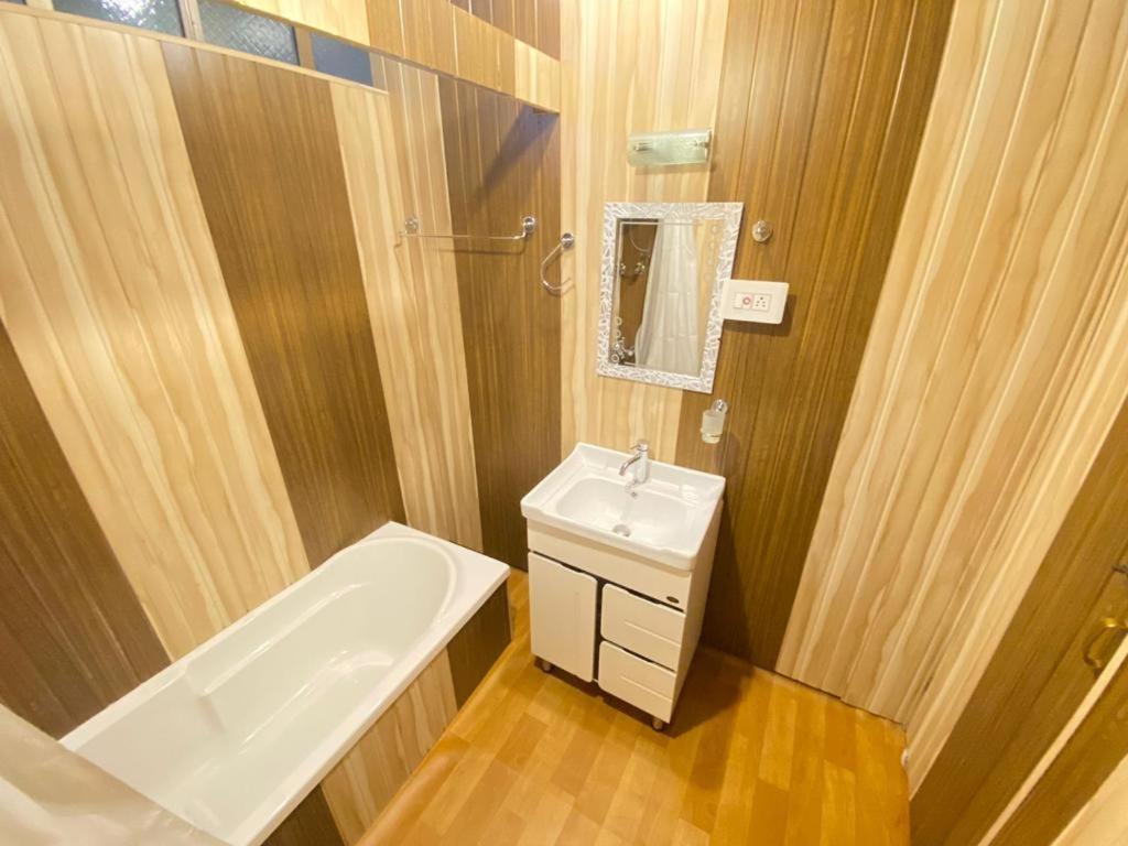 Nazneen Group Of Houseboats Srinagar  Room photo